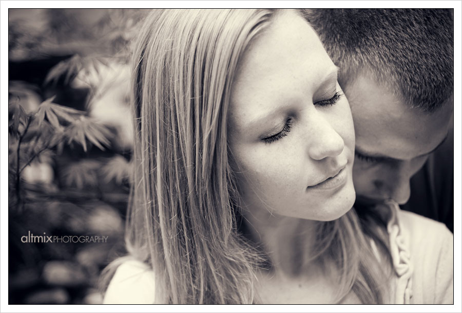 04_engagement_photography_040109 04_engagement_photography_040109