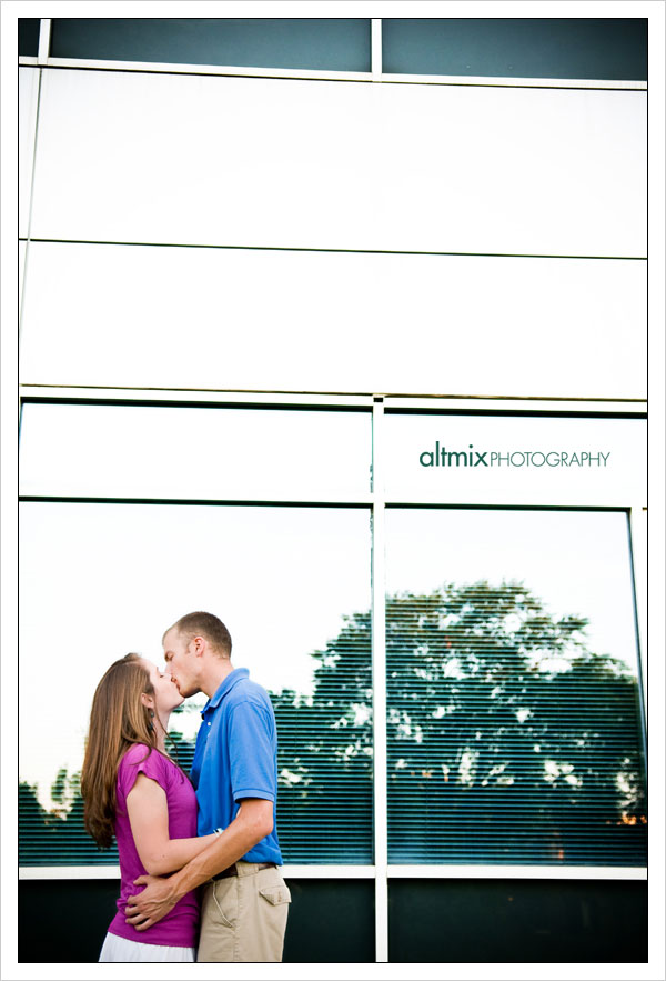 02_georgia_tech_engagement_photography